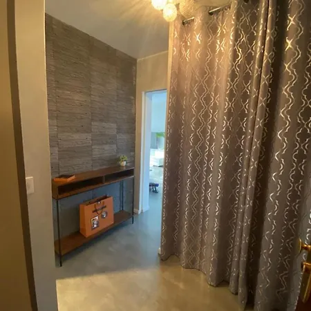 Spacious 2 Bedroom Apartment In Antibes With A Parking * Antibes