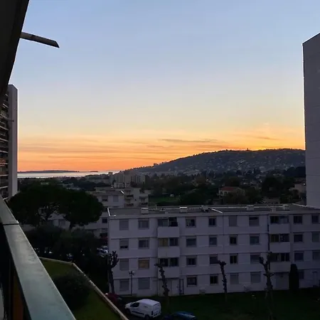 Spacious 2 Bedroom Apartment In Antibes With A Parking Appartement Antibes